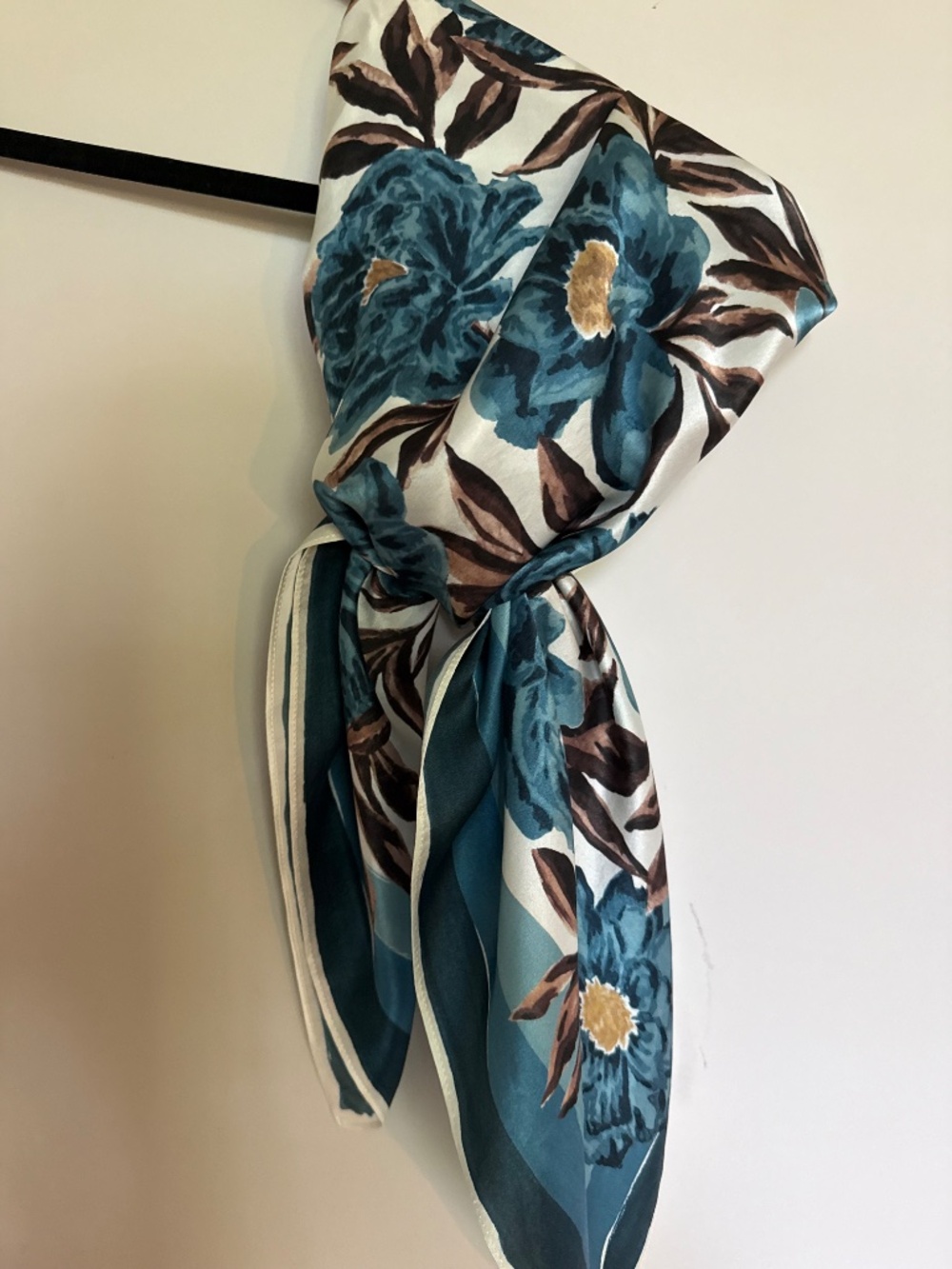 Madewell 100% Silk Square Scarf Blue Brown Floral - Picture 9 of 13